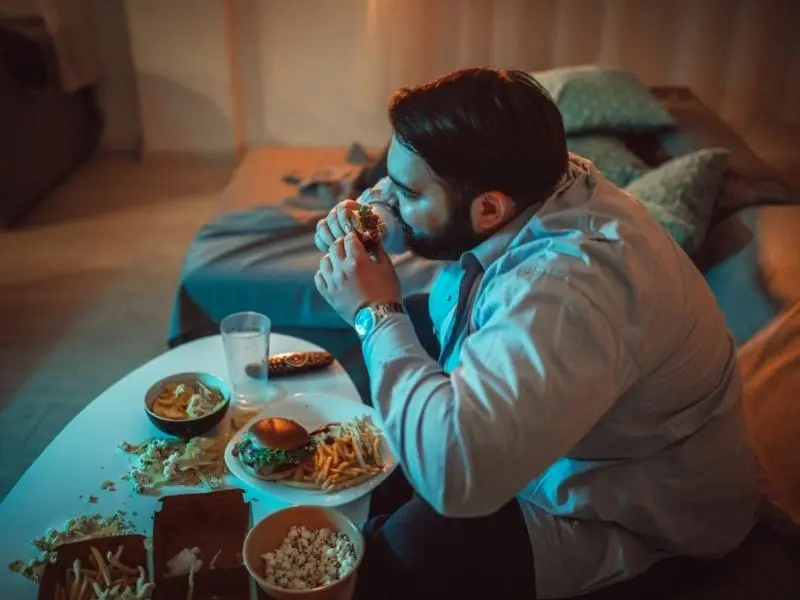 Konsumsi Fast Food saat Sahur 