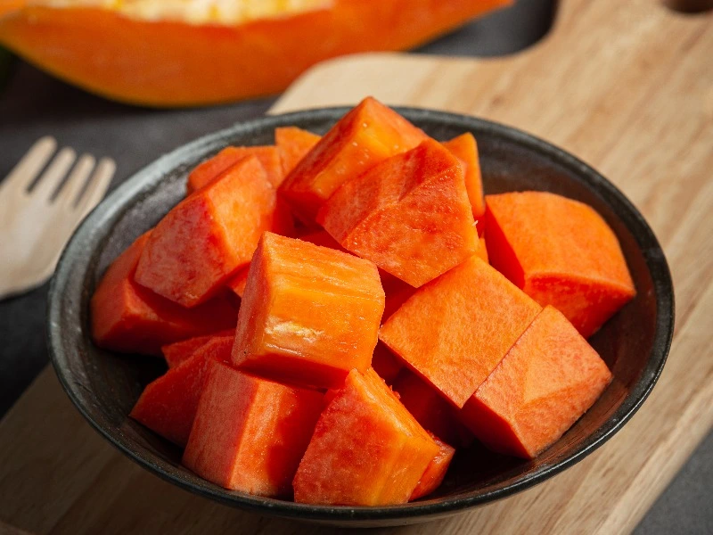 Hindari Mengonsumsi Pepaya dengan Jenis Makanan Tertentu